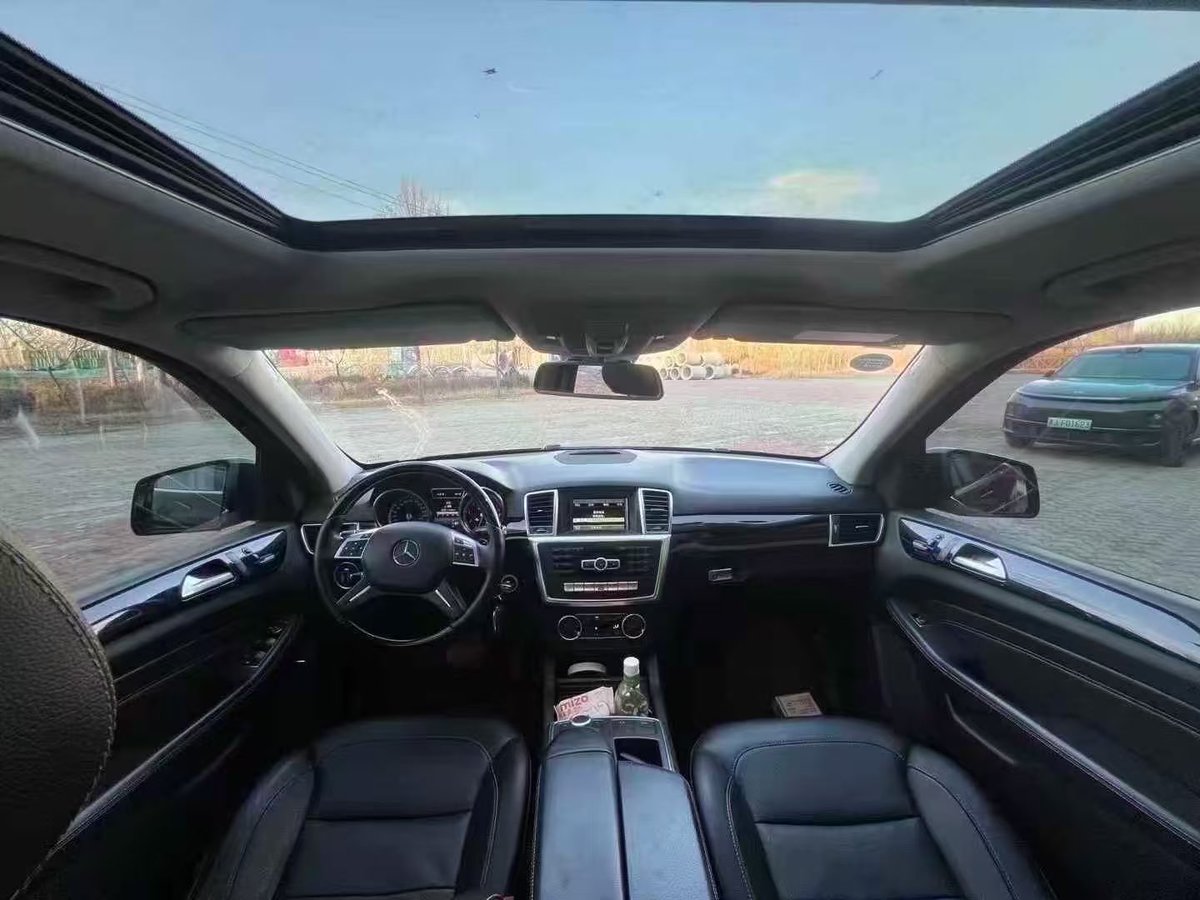 el_maris_autos's tweet photo. 2016/17 MERCEDES ML320/350 3.0L - V6 🇨🇳
TWIN-TURBO

Keyless entry.
Daytime running lights.
Skylight.
Waist support.
Cruise control.
Electric tailgate, ETC.

🏷️ 21.5M
Home Delivery (🇳🇬)
Shipping, Clearing &amp; Duty (included)

ETA 45 - 60 Days.

Text @Wizarab10 for verifications. https://t.co/ZHSKxxaid1