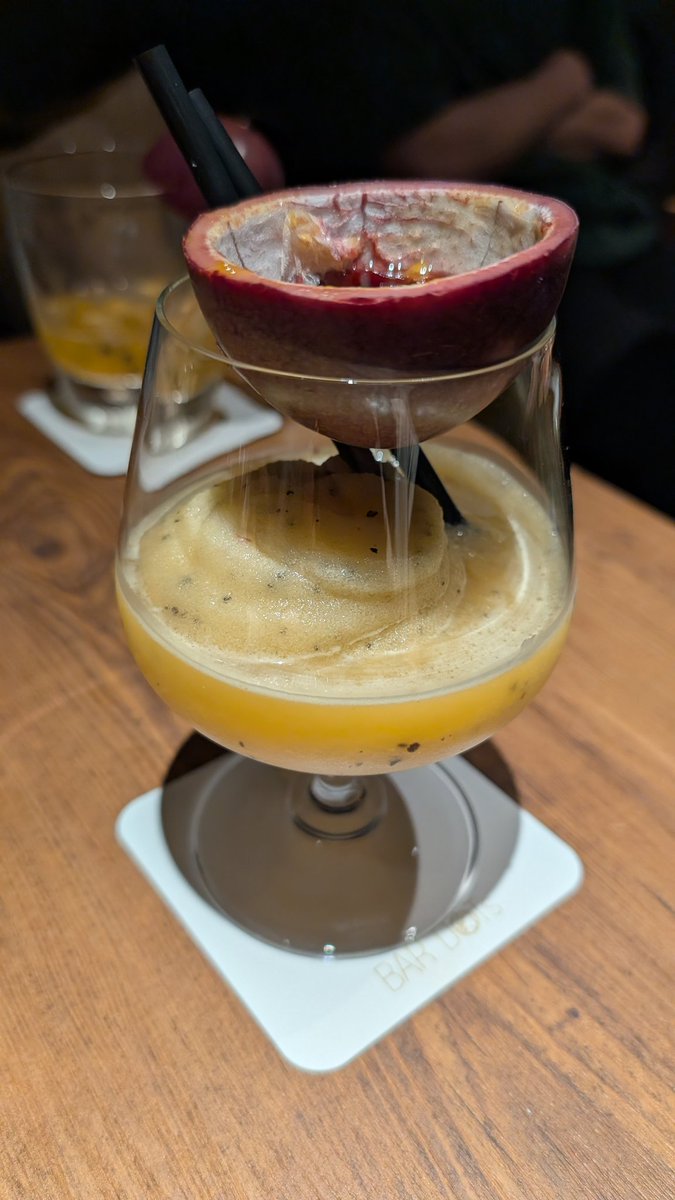 aim_nekochan's tweet photo. パッションとパッション https://t.co/unzeDOy5Ft