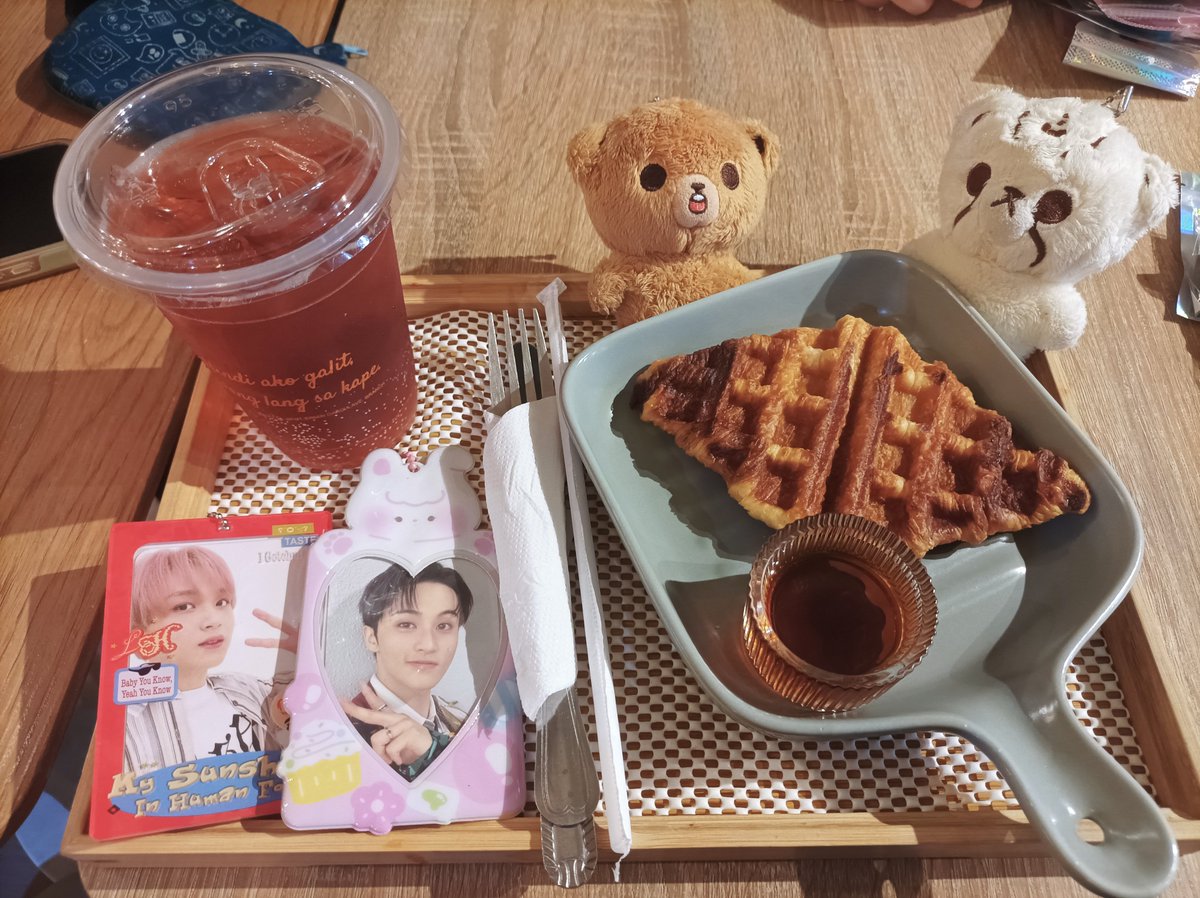 marksue_02's tweet photo. Thank you so much clubmates!!! 🩵Ang saya-saya talaga sa event niyo mga ma @icedkopijaem &amp; @doiebummy 

Had fun with u guys: Chan, Lois, Althea and Sam! 🥰 see u sa next cse!

Thank u din sa mga freebies and naka-trade q, sobrang paldo aaaaah 😭✨

#82Soulmates #IntoMaHaeClub https://t.co/2oIJ6u5OKV