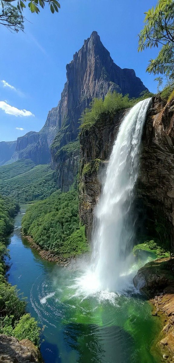 natures_picture's tweet photo. Waterfalls https://t.co/UerGXhAvpr