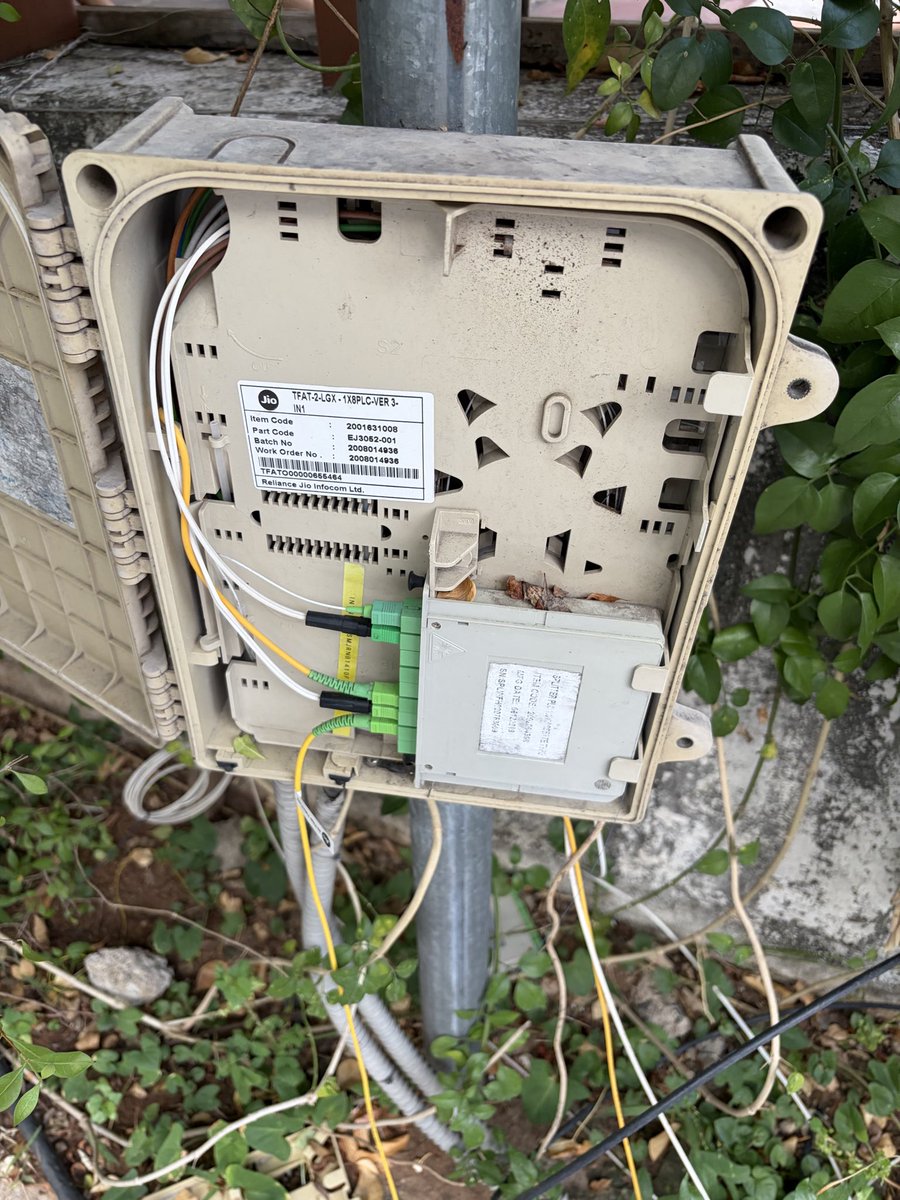 rushyandhan's tweet photo. @JioCare, Months of complaints. Repeated outages. Tickets closed without resolution. Am I paying Jio for internet service or expected to build Jio’s infrastructure? photos of the exposed cables, damaged DB that are causing recurring outages.Enough of service request numbers. https://t.co/B7DZQSAun5