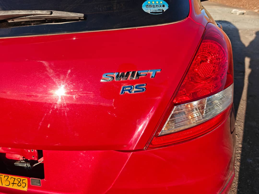 JulioMulenga's tweet photo. SUZUKI SWIFT RALLY SPORT (RS)

• Unregistered 
• Semi-auto transmission 
• Mileage 63,000kms 
• Sports stearing with paddle shifters 
• Bluetooth radio 
• Reverse and front camera 
• Cruise control 

Price: 22.5 million only 

Blantyre https://t.co/ju0QXl2A0X