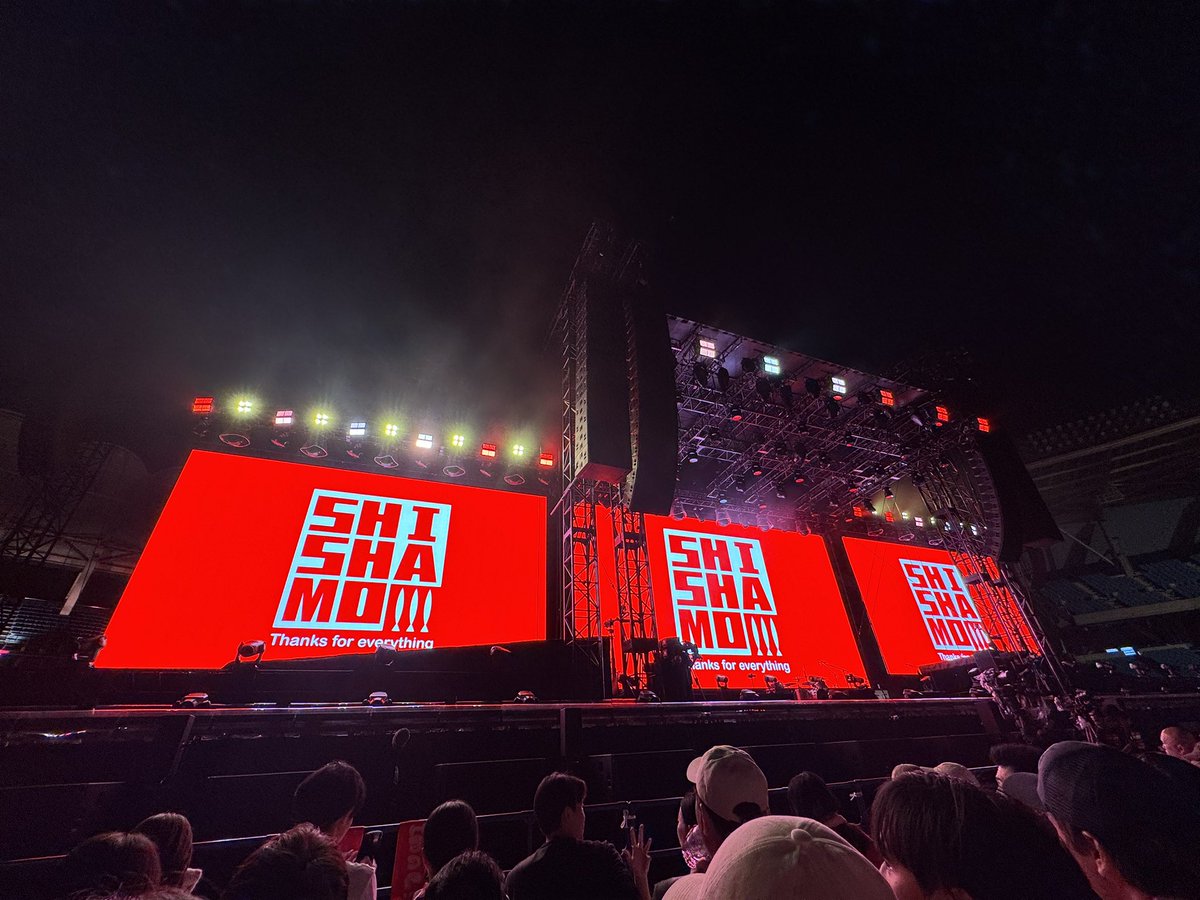 ssmmcz's tweet photo. 初めてライブでガチ泣きした…寂しさよりよ嬉しさ!!!
そうこの笑顔だよねって心から思いました。
#SHISHAMO https://t.co/OyZZw2uyyt