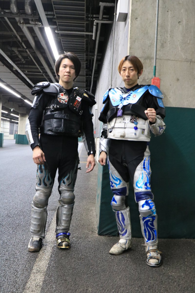 tospo_autorace's tweet photo. 川口オートのナイターＧⅡ「川口記念」は準決勝戦が行われました。９Rは長田稚也と佐藤摩弥、10Rは鈴木圭一郎と平田雅崇、11Rは中村雅人と若井友和、12Rは小林瑞季と小椋華恋の各選手が勝ち上がり優出を決めました。 #川口オート #川口記念 #長田稚也 #佐藤摩弥 #鈴木圭一郎 #平田雅崇 #中村雅人 #若井友和 #小林瑞季 #小椋華恋 #オートレース #東スポ