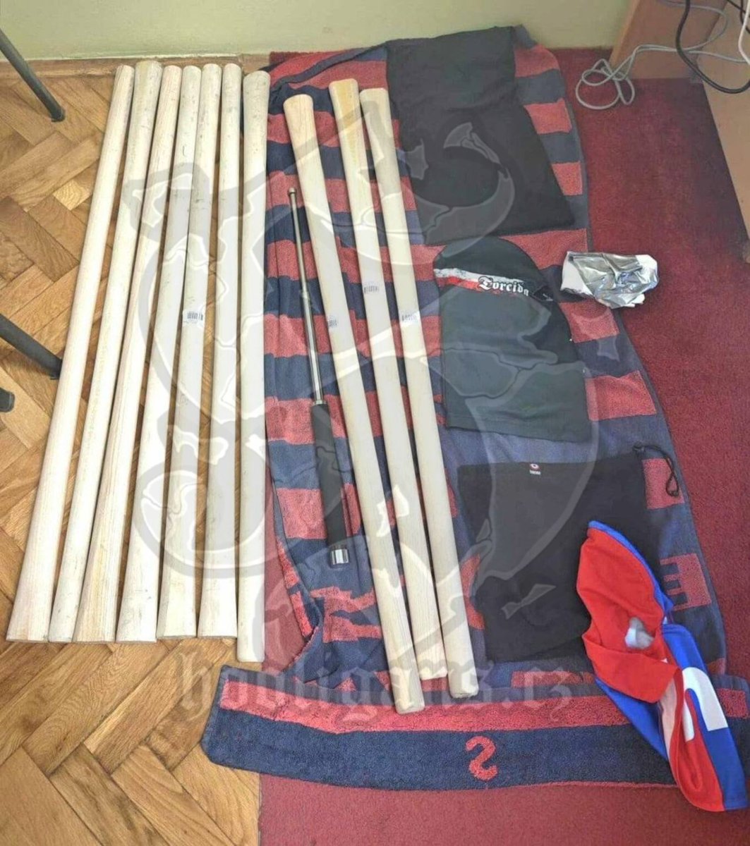 hooliganscz1999's tweet photo. 13.06.2026, Torcida went to Hvar, 14 Torcida (Hajduk Split🇭🇷) members arrested they planned to beat seasonal workers from Serbia🇷🇸 who are working there. Two vehicles with a total of 14 people were stopped near a hotel, and wooden bats, a telescopic baton and balaclavas, click for more here: https://t.co/gol3ybftRy

All in one place. Tap to download.
🔗 https://t.co/A1HSM5hOIu