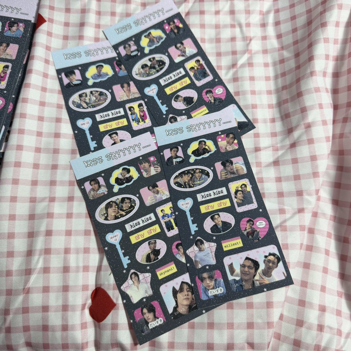 ashothoon's tweet photo. #tha to #ths interest check! hi!! adakah yang mau ditag untuk preorder sticker &amp; keychain di bawah ini??? untuk member &amp; cp ada buanyakkkkk🫰🏻🫰🏻 boleh drop @ usn di reply yaaa!! 

thank you <3 https://t.co/hOteOMo1EK