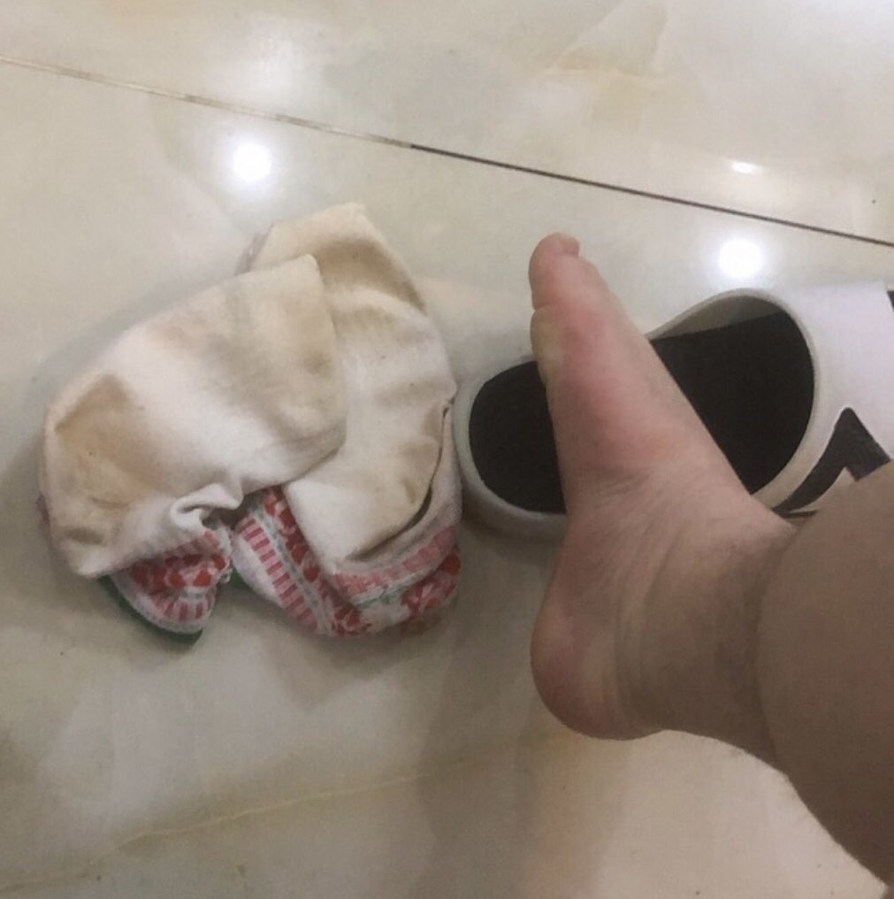 zhaojiaois1s's tweet photo. 🐶呢？ https://t.co/L2REfRF2In