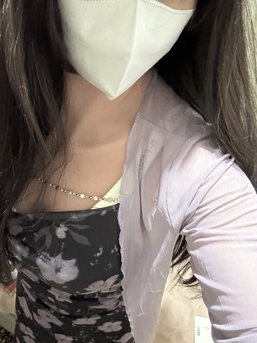 ni3388's tweet photo. 求推荐的义乳 ��服一点的色差太大了
#cd #女装 #男娘 https://t.co/w8qTsd5ZSK