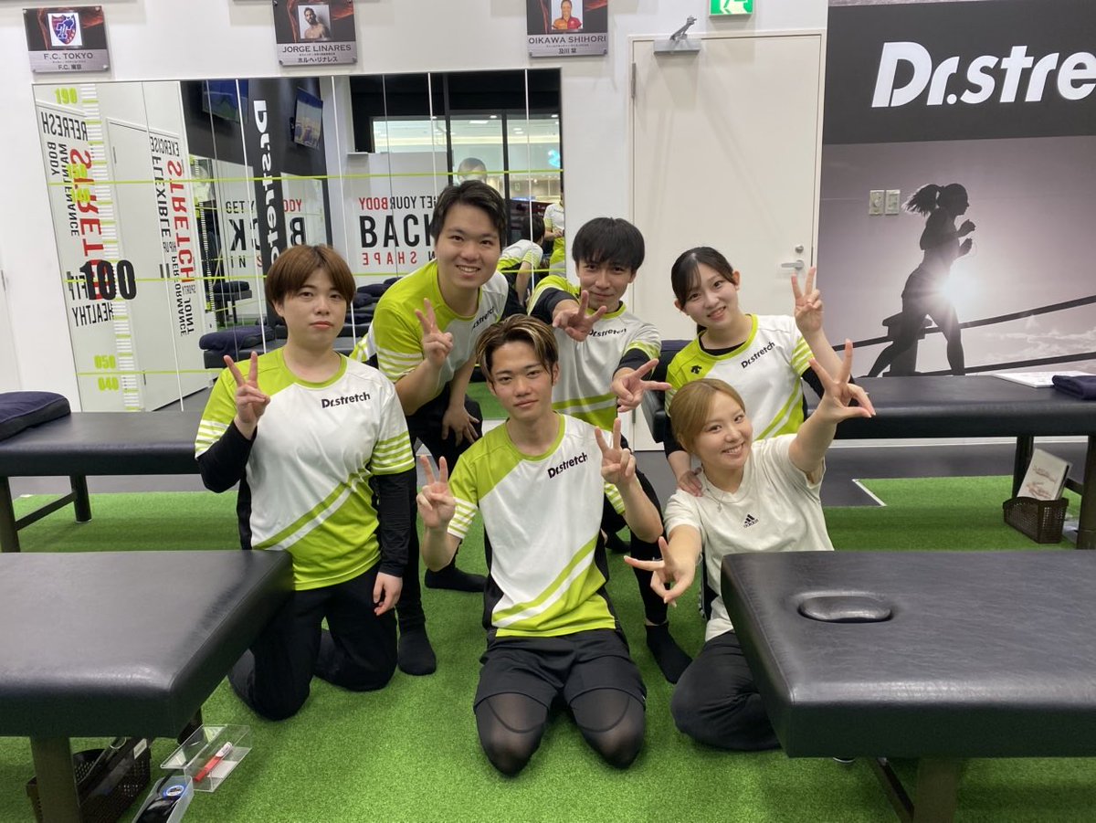 Shuzo9929's tweet photo. 本日は初めて朝礼をさせていただきました！
みなさん楽しんでくれてありがとうございました😊
#感謝ツイート https://t.co/8LtXF16gJy