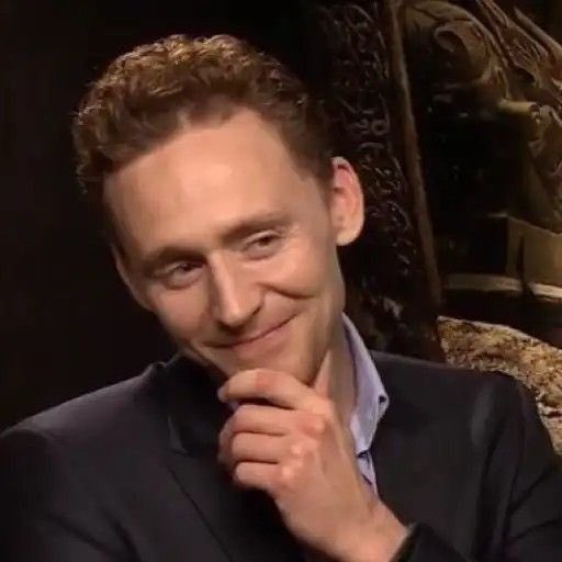 Tom tweet media