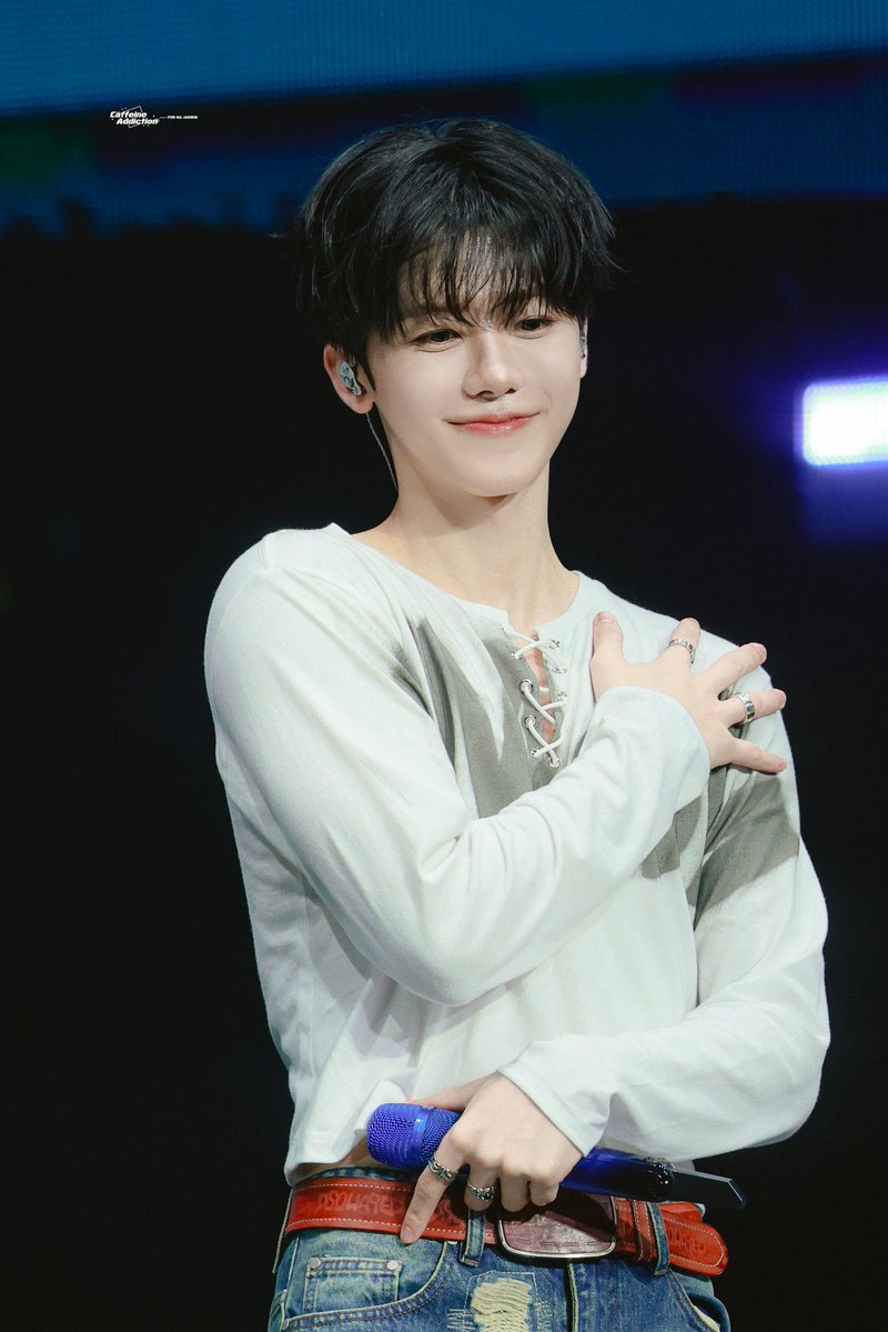 nonogotmyback's tweet photo. ISTG HE’S A CERTIFIED BABYGIRL😭 https://t.co/jWkGqydkjn