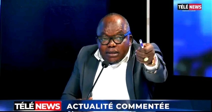 laguerrie's tweet photo. 🔴#RDC:#URGENT: Kinshasa/Gombe : Arrêté vendredi dernier au parquet de la #GOMBE ,Me #Joël #Kitenge vient d'embarquer le véhicule de la prison centrale de #Makala où il est conduit en ce moment.
Pour l’instant, les circonstances exactes de cette interpellation ainsi que les motifs ayant conduit à cette procédure n’ont pas encore été officiellement précisés.
Aucune communication officielle des autorités judiciaires n’a été rendue publique à ce stade, et l’évolution de la situation reste attendue.
Nous y reviendrons avec plus de détails dès que de nouvelles informations seront disponibles.
@PatrickLokala_ @central_sage @PrinceIlunga14