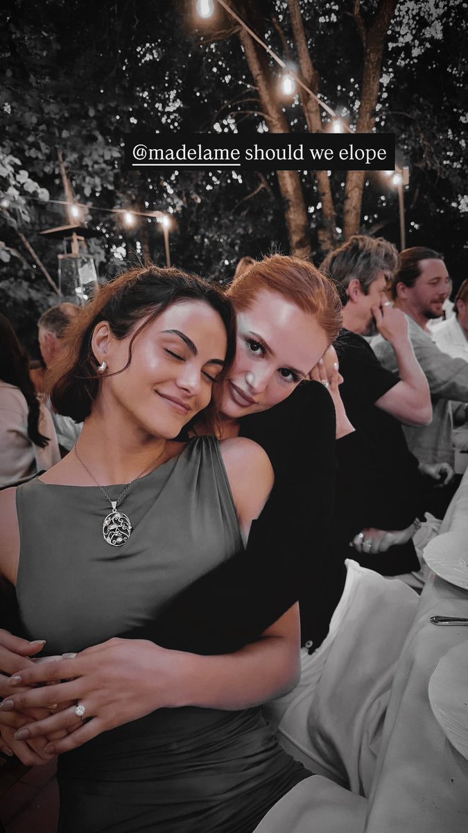 flvwerlover's tweet photo. ⠀⠀ ⠀⠀⠀⠀⠀⠀
⠀⠀    ⠀⠀     ⎯⎯⎯ . . . 𖥸
⠀⠀               me and babe 
 ⠀⠀⠀⠀⠀⠀ https://t.co/ylJzAYHsqg