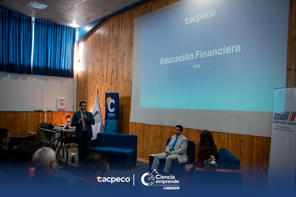 Cacpecoec's tweet photo. Participamos en la Feria Ciencia Emprende espacio organizado por @EspochRio  que conectó el conocimiento, la innovación y el talento joven con los desafíos actuales de la sociedad.

Durante esta jornada compartimos una charla sobre educación financiera, enfocada en brindar herramientas prácticas a jóvenes universitarios para tomar mejores decisiones, fortalecer su cultura de ahorro y construir una relación más responsable con sus finanzas.

Creemos que la #sostenibilidad también se construye desde la educación, para formar a nuevas generaciones con criterio financiero, visión emprendedora y conciencia sobre el uso responsable de los recursos aporta al desarrollo de comunidades más preparadas y resilientes.

La feria también permitió visibilizar proyectos de ciencia y tecnología creados por estudiantes, iniciativas que reflejan creatividad, investigación y capacidad para proponer soluciones reales desde la academia.

Continuaremos con el apoyo a espacios que impulsen el aprendizaje, la innovación y el desarrollo sostenible.