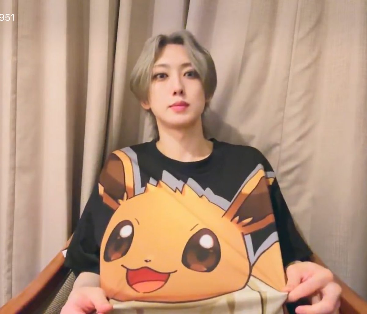 keyetao's tweet photo. Fuma during and after the concert…at the end of the day, hes still our Pokémon nerd 🫶🏼🫶🏼 https://t.co/FwZWFOf7oo