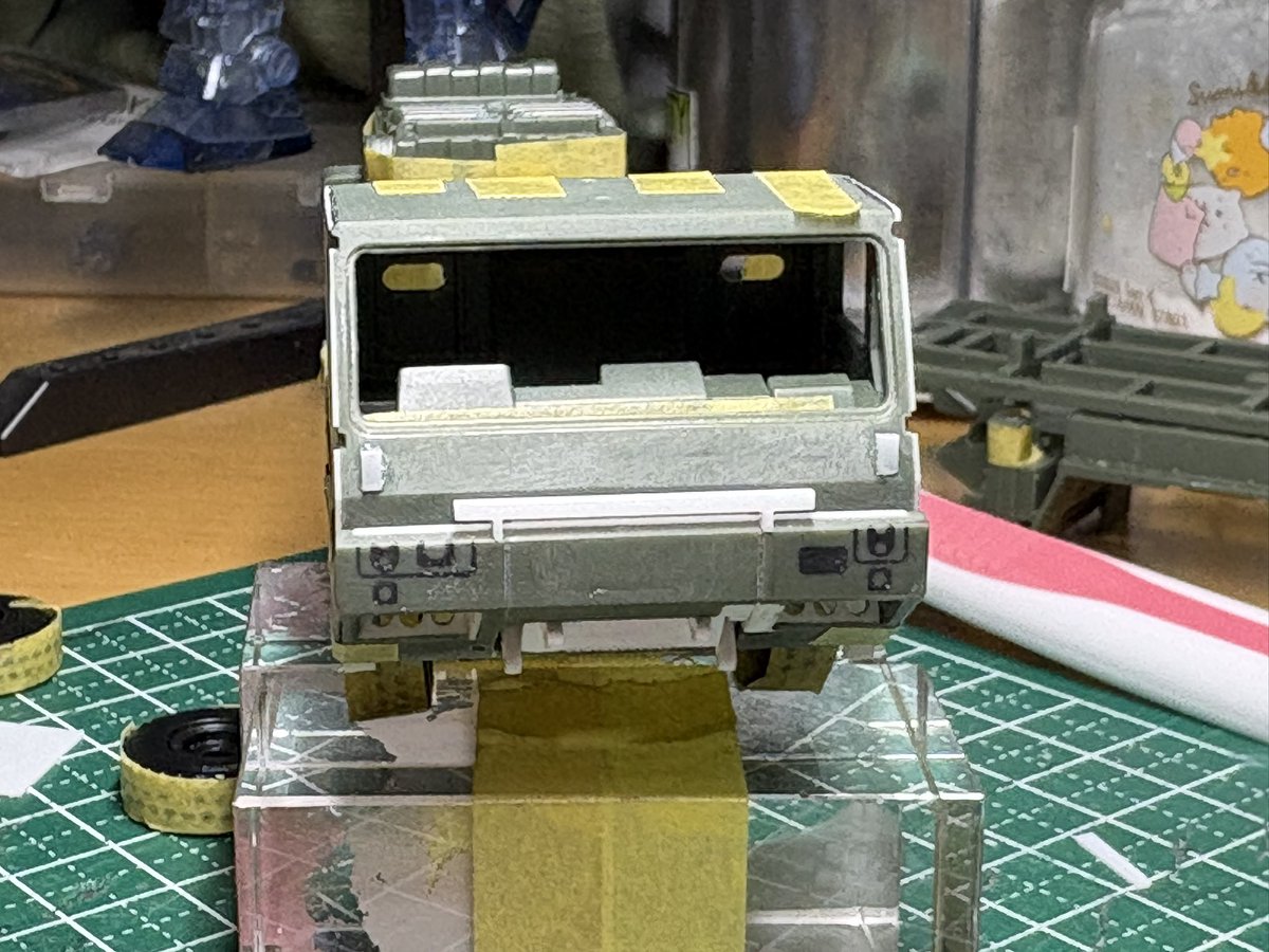 kokushi_0625's tweet photo. 写真、動画を見ながら雰囲気重視で製作中…
わりといい感じだと思うのですが、作り慣れてないので、手がなかなか進みません…
#プラモデル
#アオシマ
#25SSM
#25式地対艦誘導弾
#陸上自衛隊 https://t.co/X1BT8xbrN6