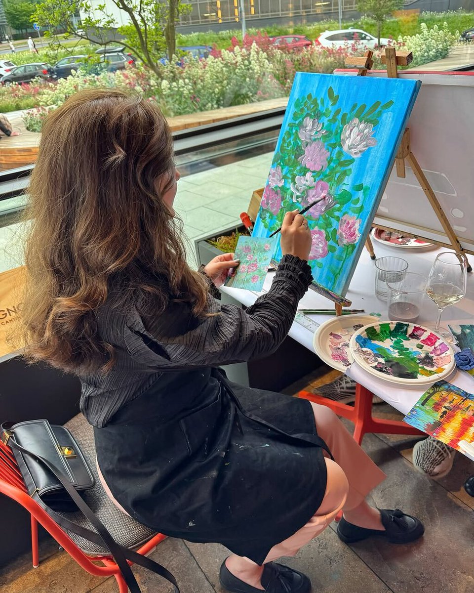 AngelLove676649's tweet photo. 🎨🍷 An Italian evening of wine, art, and inspiration at @signorvino_cz 🍷🎨
I enjoyed a wonderful evening organized by wine bar Signorvino, where art, Italian culture, and fine wine came together in a unique experience.
Guests took... https://t.co/3HqbBtwhIG https://t.co/JLJL2rr9jJ