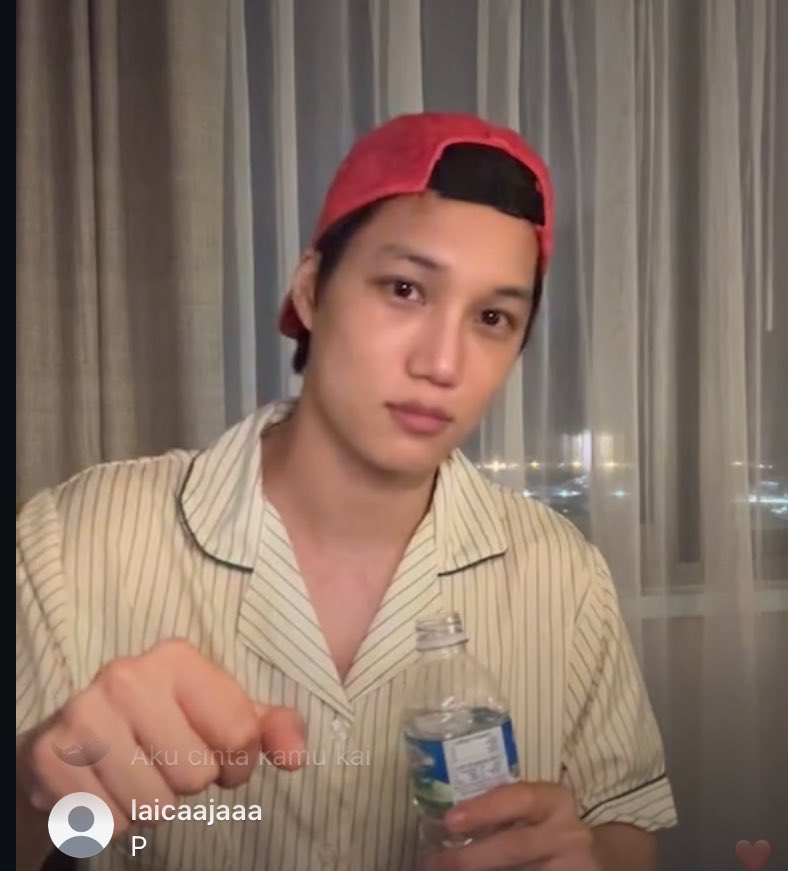 BiankaiC's tweet photo. @weareoneEXO Kai said he is taking care of his health/condition since he also has to prepare for the concert tomorrow. He also said he drinks lots of water cuz he sweats a lot lol

@weareoneEXO #exo #kai #jongin https://t.co/3UuZXML5xc