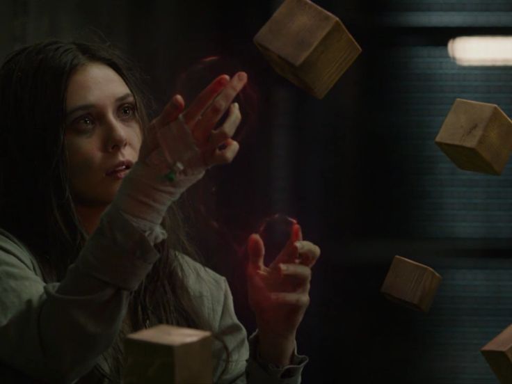 NMolovan's tweet photo. @Maximoffsson @loathinglacyy @keybladermaj @era_n9 I agree with your point as for the erasure of her roma cultural heritage but not racially ,wanda looked like Elizabeth Olsen in 2014 that's where Elizabeth debuted as scarlet witch in CAWS https://t.co/HsjcDfHp3G