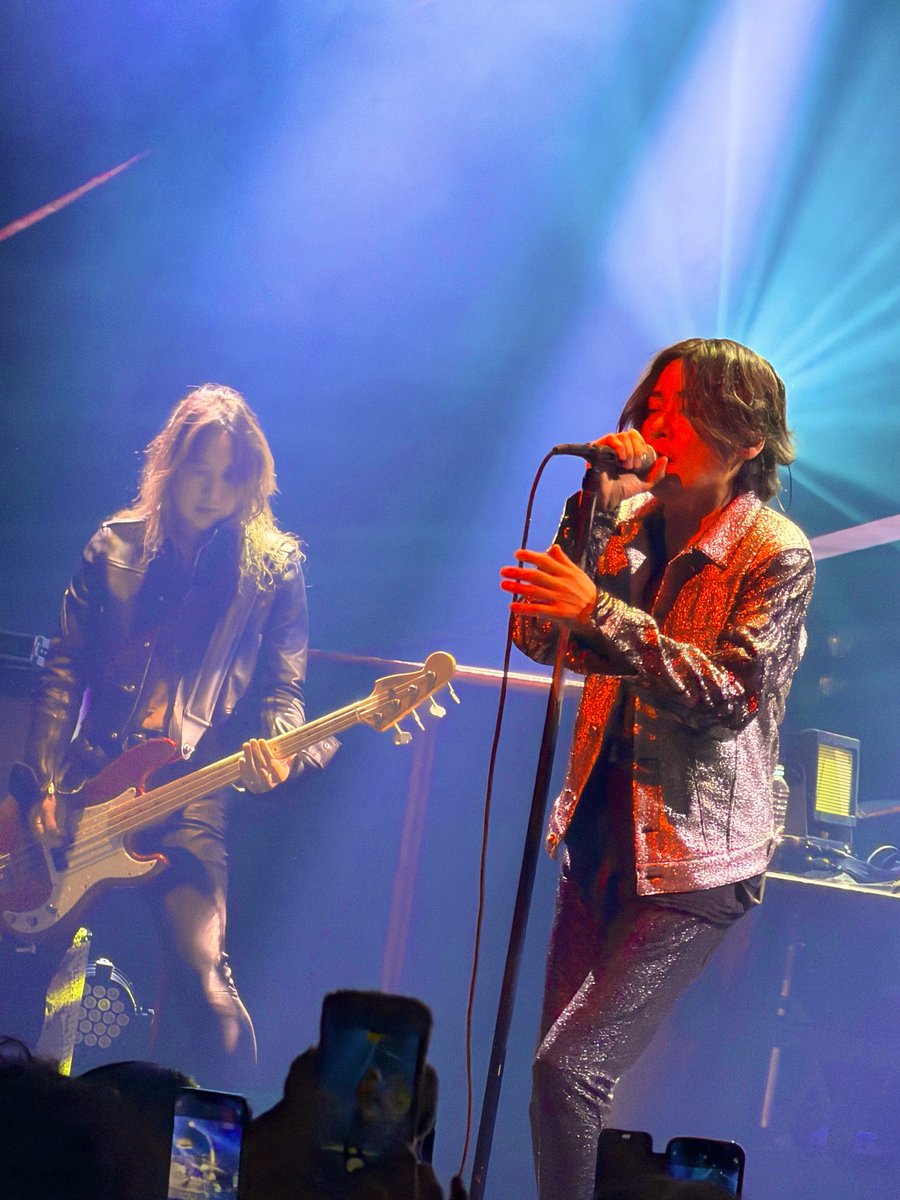 pinkspider110's tweet photo. じぇいあーるこんび

#LUNAPIC
#LUNASEA
#香川レクザムホール https://t.co/n4gg0fYHsG