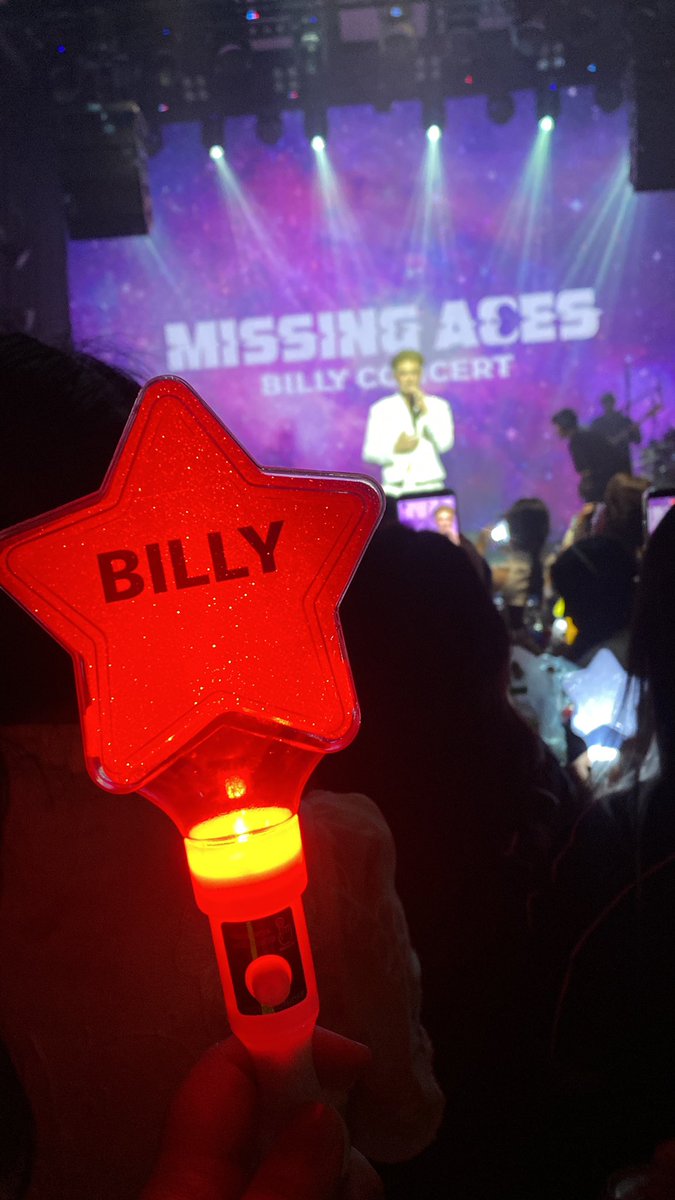 NamFonIsMe's tweet photo. วันนี้เก่งมากๆ 🤍✨

MISSING ACES BILLY CONCERT
#MissingAcesBillyConcert
#bbil1ypn #star1ight https://t.co/O3ThSZPH4n