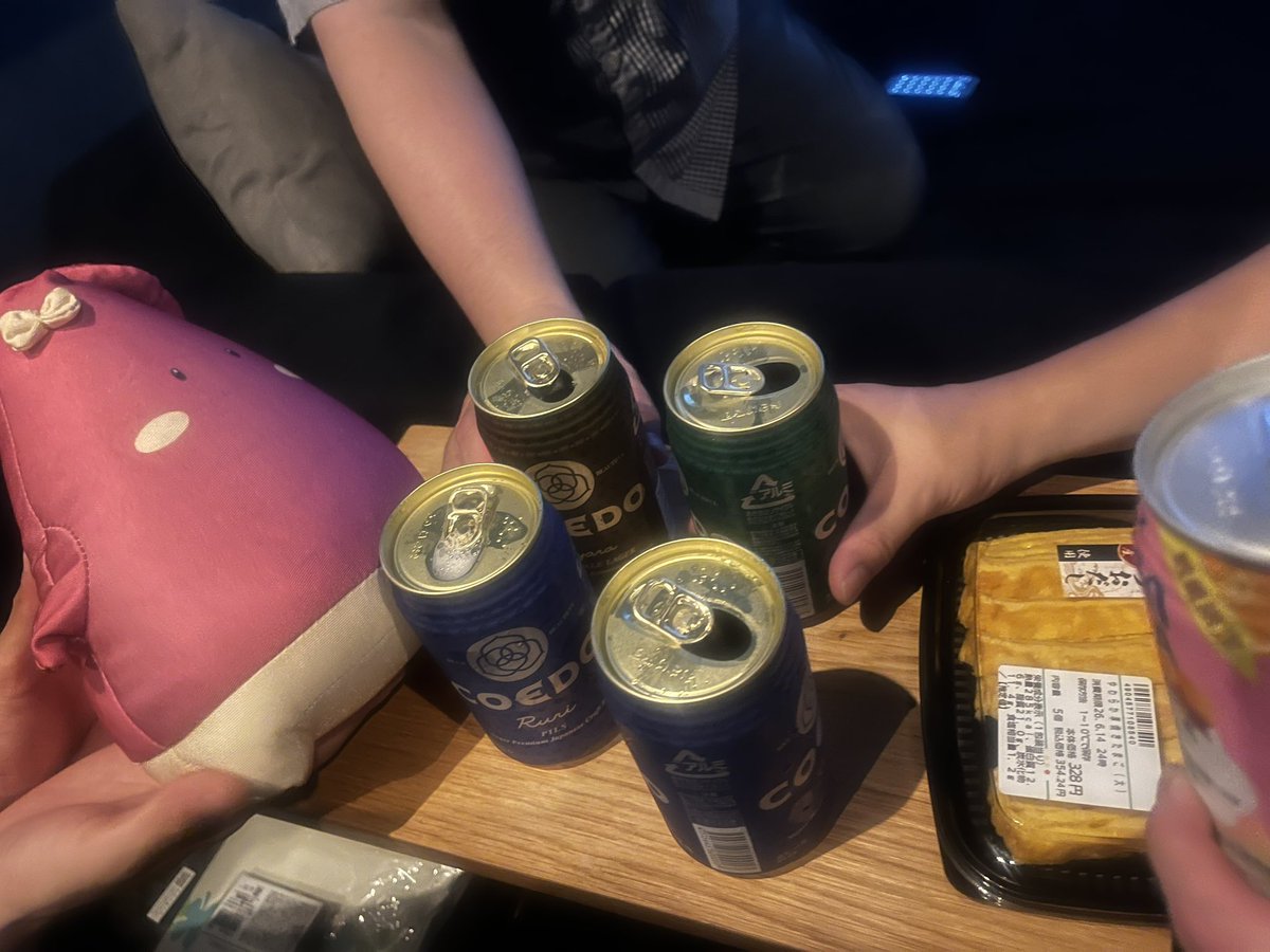 kawaraccha's tweet photo. COEDO座さんで「月がきれい」の視聴会！
皆さんと感想言い合えてとても楽しかったです！
皆さんありがとうございました！！
#月がきれい https://t.co/9wnqjhQ5BH