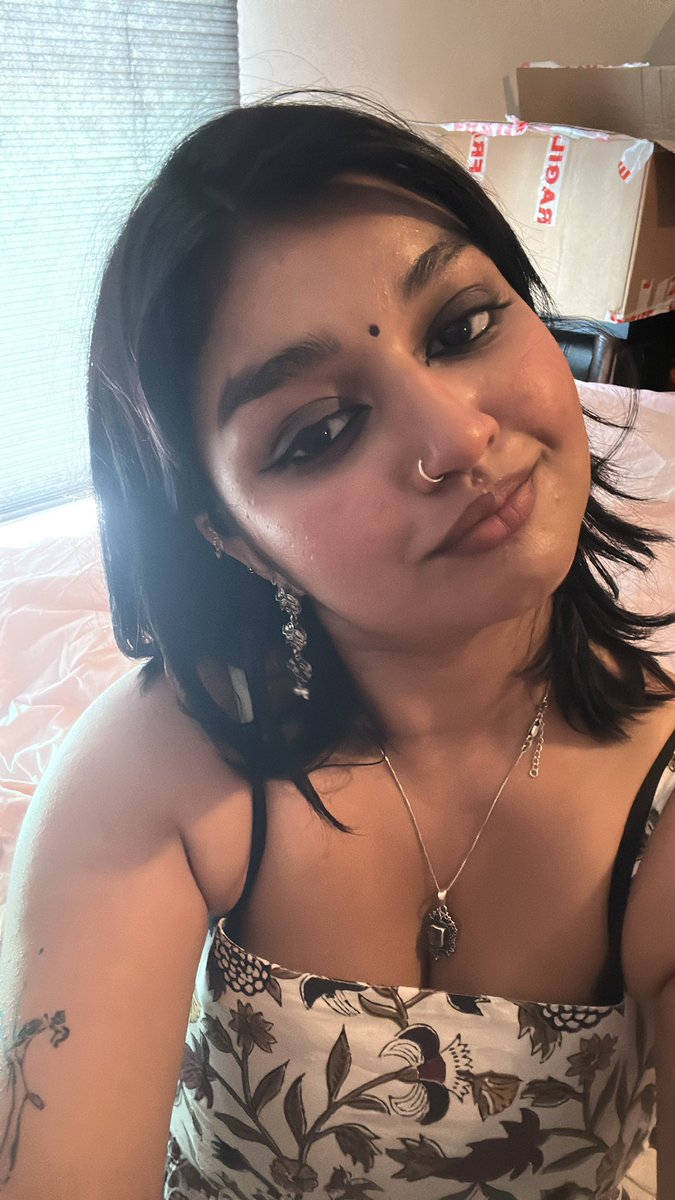 chanda 🌙 tweet media
