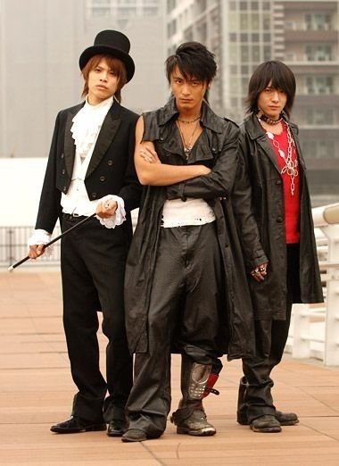 wizard_sanxho's tweet photo. they adopted the theater kid https://t.co/hYvPaKYMyf