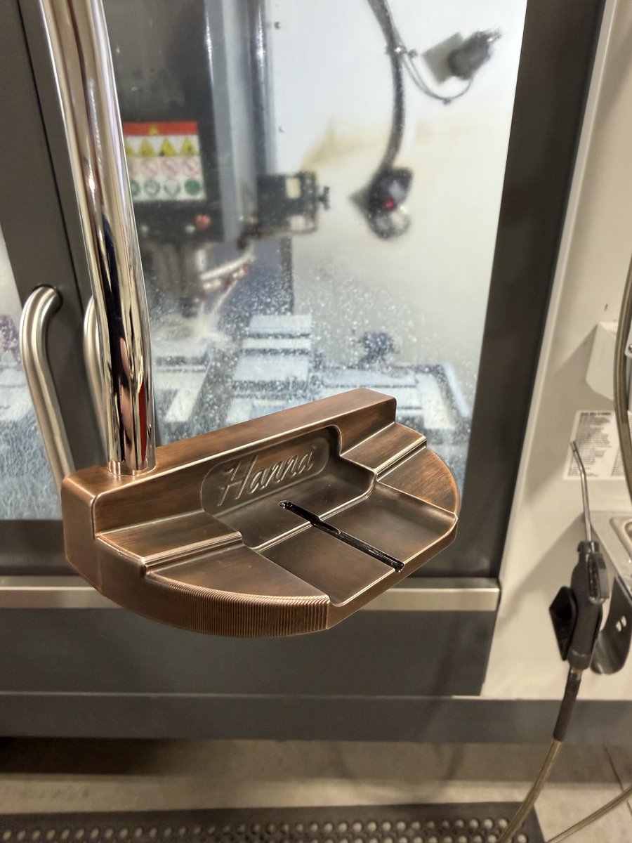 DoerflerJared's tweet photo. We are giving this @HannaGolfCo putter away.  

72 lie 
3 loft 
Aged Copper Finish
303 Stainless Steel  

Here's how to win.  

• Retweet this tweet.  
• Click the link in the next tweet below to submit your email address.  

Contest will run through Monday, 6/15 at 5:00 pm Central. Winner will be selected on Monday, 6/15, by 6:00 pm.  

Back to the lab.