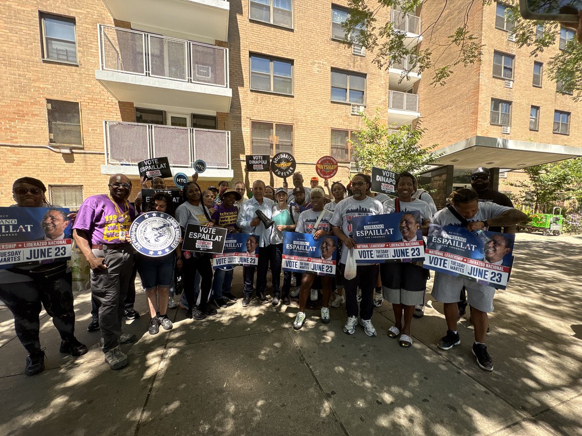 nynurses's tweet photo. NYSNA nurses are getting out the vote for our labor and healthcare champions! We are proud to work together with our labor siblings to support candidates that will fight for us, our patients and our communities, like @KarinesReyes87 and @RepEspaillat! #GOTV #NursesVote https://t.co/M79vZ6bCIk