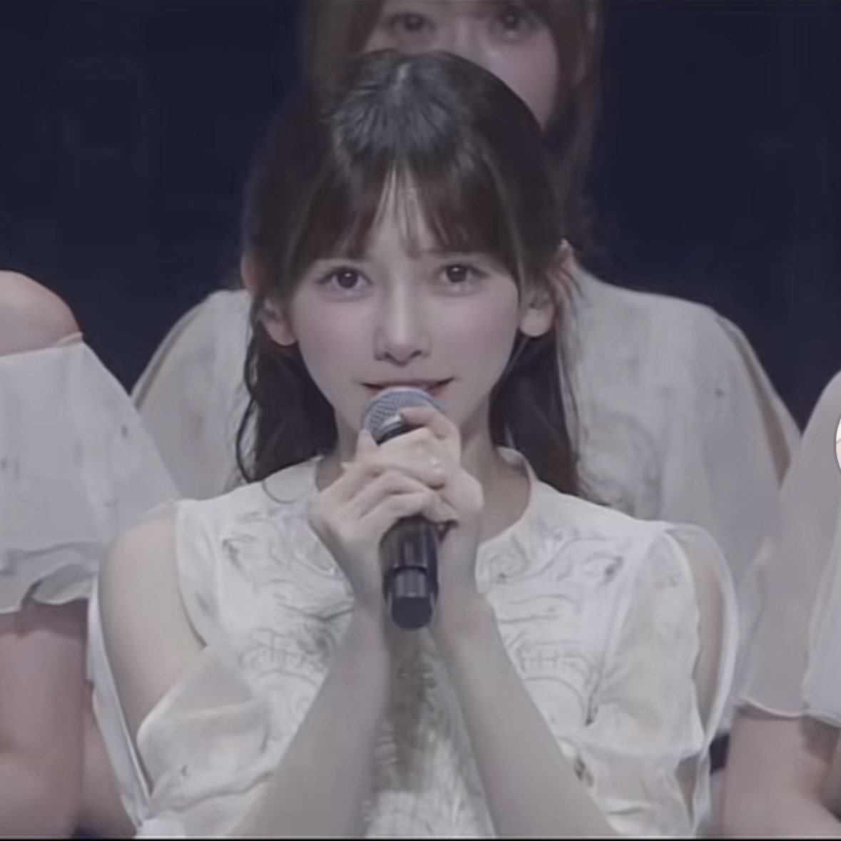cio7842's tweet photo. これはほんとにそう！
丸顔遠心顔平顔の私は目頭の尖った派手な美人に惹かれる https://t.co/c8ro38hRVd