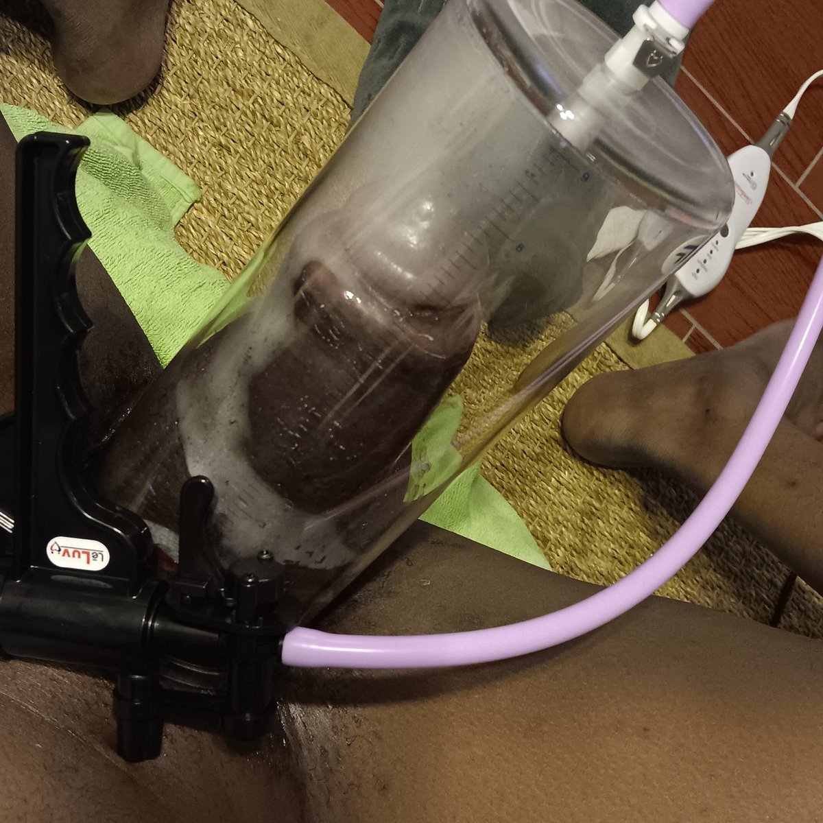 Pumpmeat1's tweet photo. Some new bong arrived. 2.875 and 3.7. https://t.co/xcIUalhKur