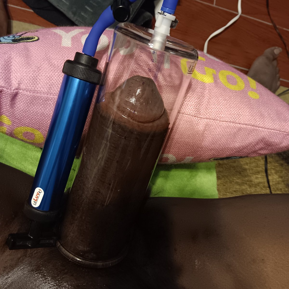 Pumpmeat1's tweet photo. Some new bong arrived. 2.875 and 3.7. https://t.co/xcIUalhKur