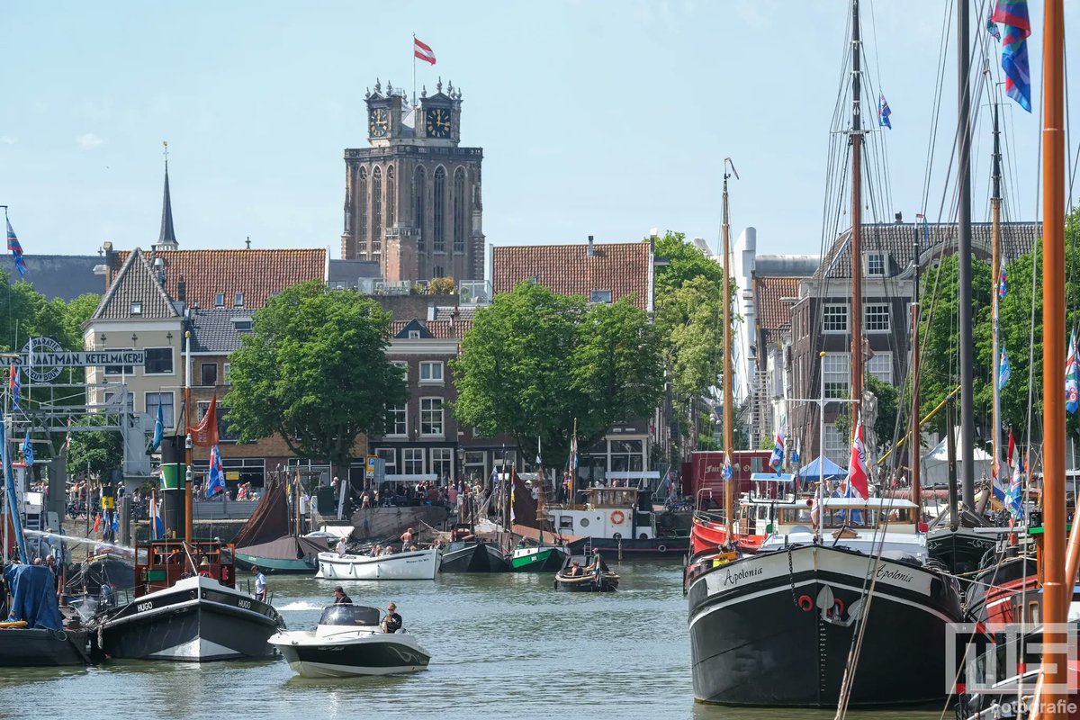 marcvanderstelt's tweet photo. De gehele #fotoblog van de @Dordtinstoom in Dordrecht staat nu online op https://t.co/ILFj2LQO8w
.
.
.
#dordrecht #stoomsleepboot #haven #fotografie #brandweer #dockyard #sleepboot #dordtinstoom #indordt https://t.co/8XgYq3ouQK