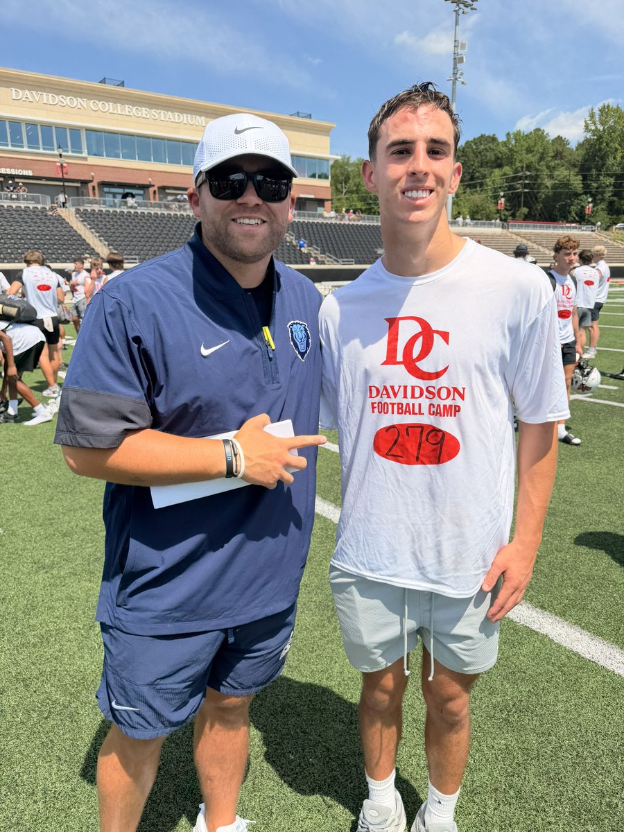 EthanPugh2028's tweet photo. Great day competing at the Davidson Mega Camp! Thank you to all the coaches who talked to me!
@FBAFOOTBALL4HG @CoachJCauley @coachPJGibbs @Coach_Thakkar @CoachKKennedy @CoachAJG @CoachW_Edwards @20_DSims @Coach_Miggs @Coach_Wright7 @CoachGerbino @CoachRotch @Coach_Taggart22 https://t.co/TV9GVc7Nds