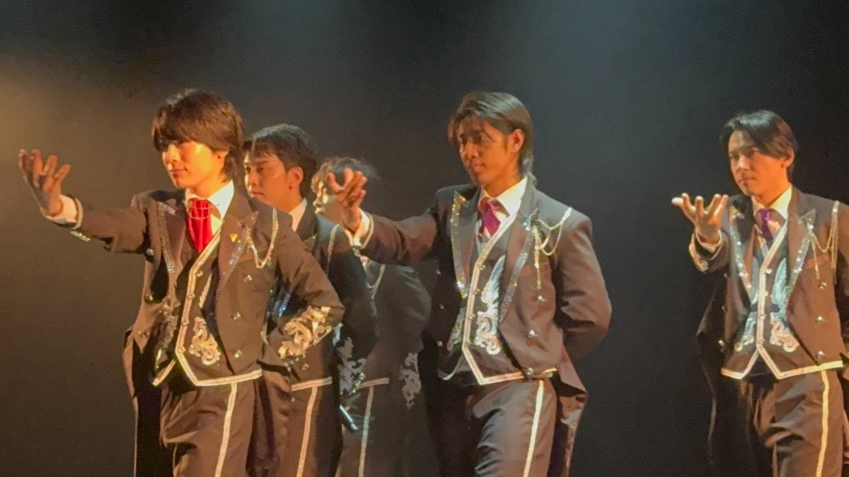 dm_p_k's tweet photo. #Skizuku プレデビューおめでとう御座います！
魅力あふれる5人のこれからのご活躍を楽しみにしています🍾 https://t.co/G5QYYlY4kf