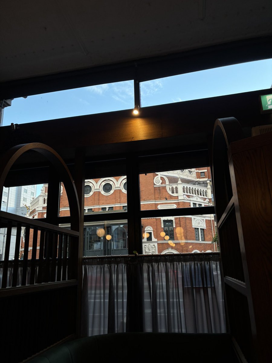 Jamie_Eire's tweet photo. Belfast, you were so much fun. Already looking forward to my return 🫶🏻 https://t.co/dx8uqZQrHQ