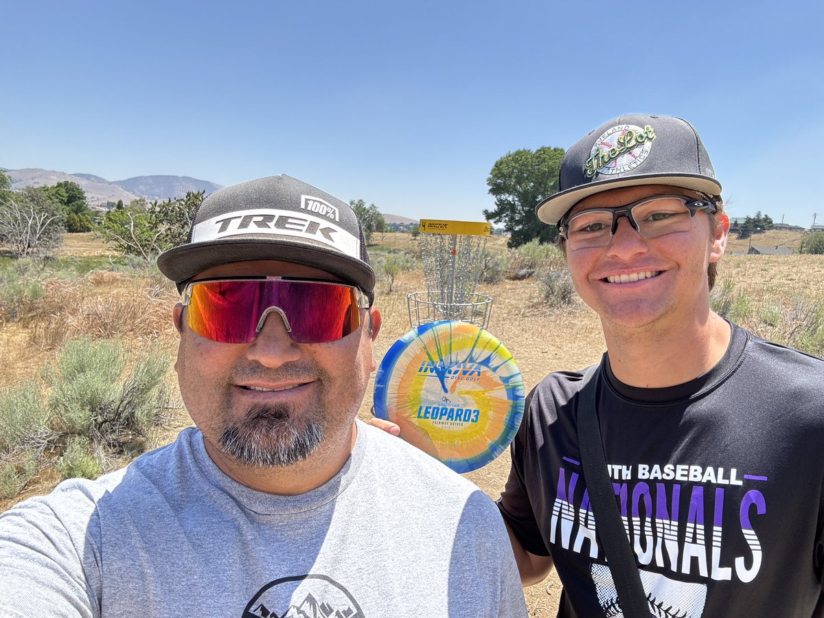 bgriffiths34's tweet photo. Happy 17th Birthday to this big ‘ol kid @GabeGriffiths34! Have a blessed day and keep working hard! We’re proud of you and all the hard work you put in! 🎉🎂🙌🏽⚾️❤️‍🔥 https://t.co/C94cpgupcf