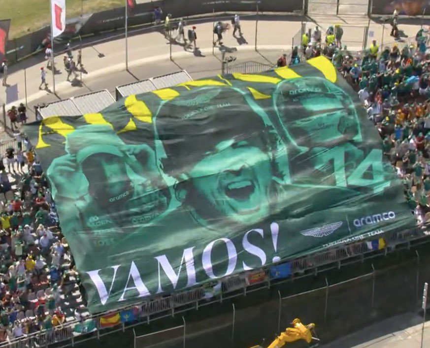 Nachez98's tweet photo. Si se puede sacar algo de este finde es que sois la mejor afición del mundo

Sé que no me equivoco al decir que ninguna otra afición aguantaría lo que estáis aguantando vosotros, ninguna

Me siento muy orgulloso de pertenecer a esto. Y estoy seguro de que Fernando siente un orgullo y agradecimiento inmenso

Llegarán tiempos mejores, no sé cuándo ni dónde, pero llegarán. Porque lo merecemos

Toca aguantar unas carreras muy duras para empezar a salir del pozo. Seguirá sin ser lo que queremos, pero al menos podremos pelear

Ánimo a todos 💚