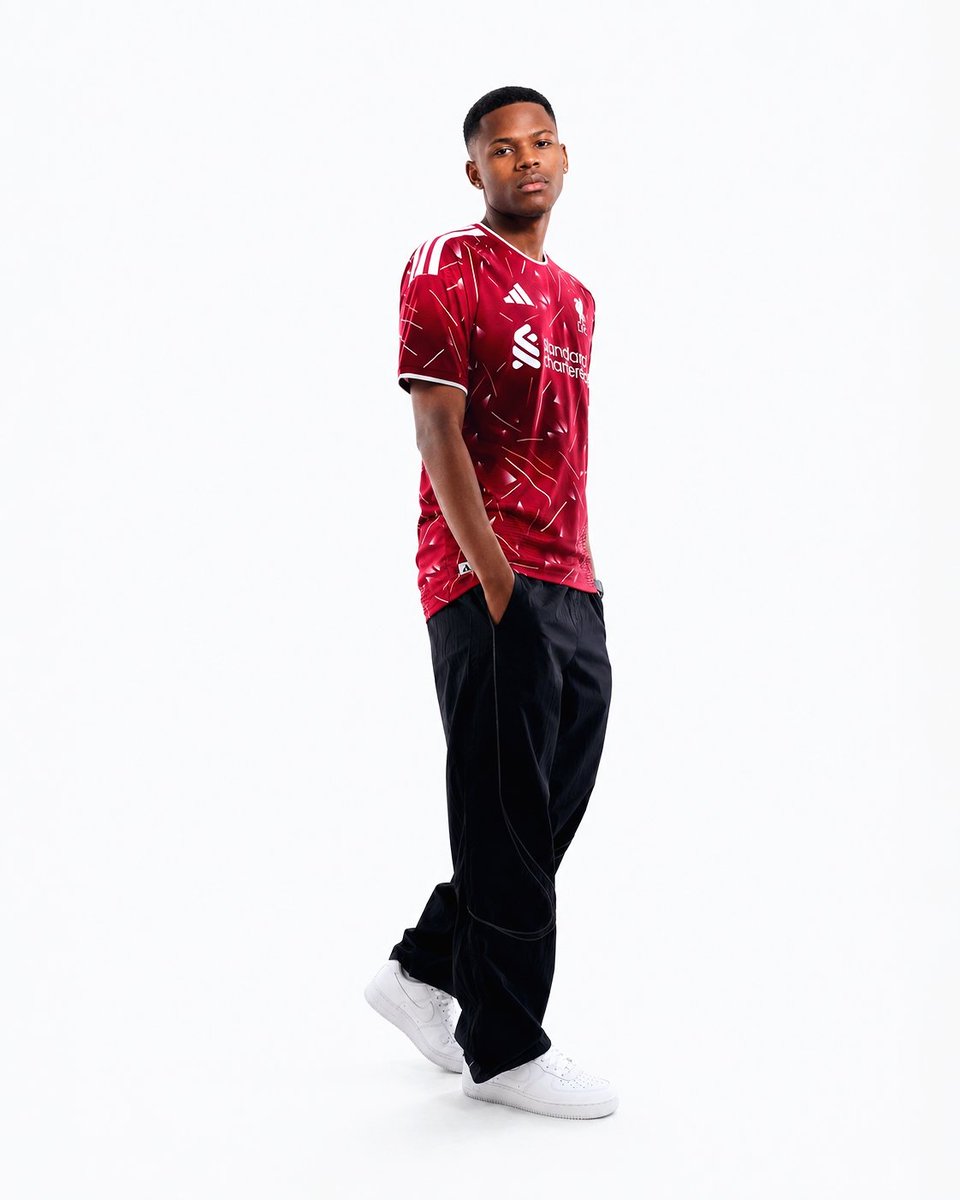 aiceprime's tweet photo. Don’t wait until August. Secure the cleanest club kit early. 

@LFC 2026/27 Jersey Available now. https://t.co/TA3yWg5vkw