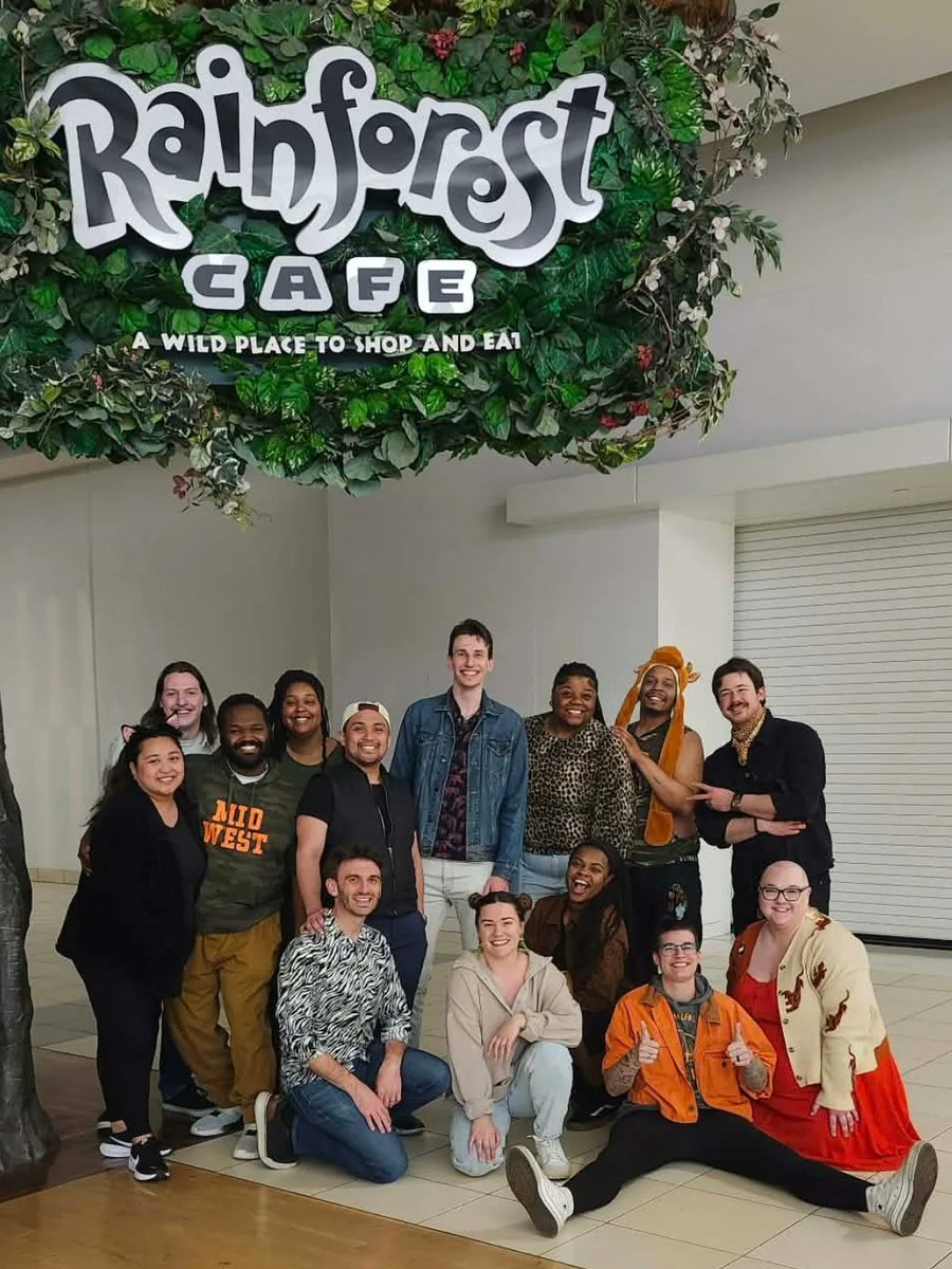 RainForest_Cafe's tweet photo. Rainforest Cafe hits different when your whole wild bunch shows up. ✨ https://t.co/Yg262zMAVh