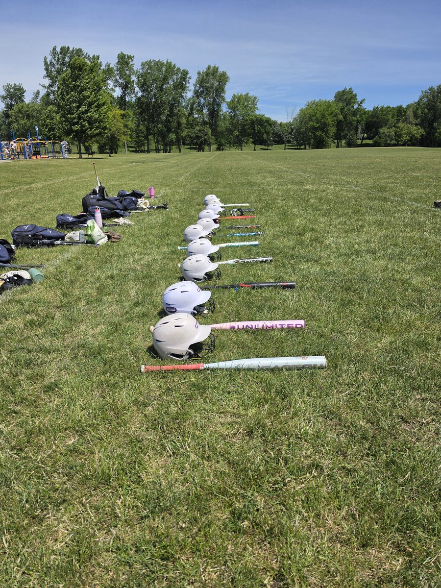 CTWPremierDD's tweet photo. 🥎GAME DAY!🥎

12:30PM
Tim Osmond Field Antioch, IL
@Taylor30703620 @Talia2027 @LeopoldSte16757 @jenna_w_12 @CasiAttapit2026 @adesomer20 @MiaWoldman @AlyssaWeniger_  @OliviaPeyton34 @bcameron2027 @emilycourtney55 https://t.co/pTDchzO9bh