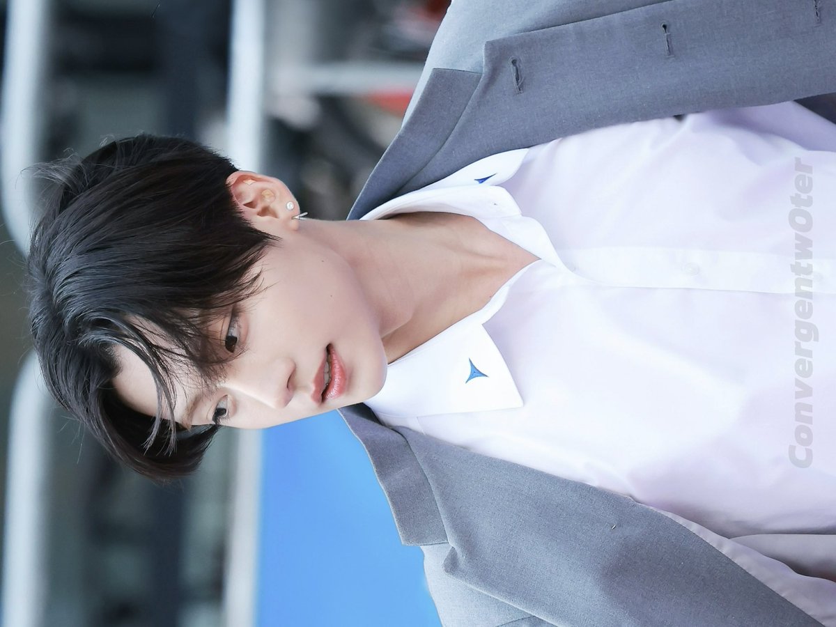 leeeeeddang's tweet photo. 벌써 1년 전 오늘 https://t.co/6w3IHKjaHs