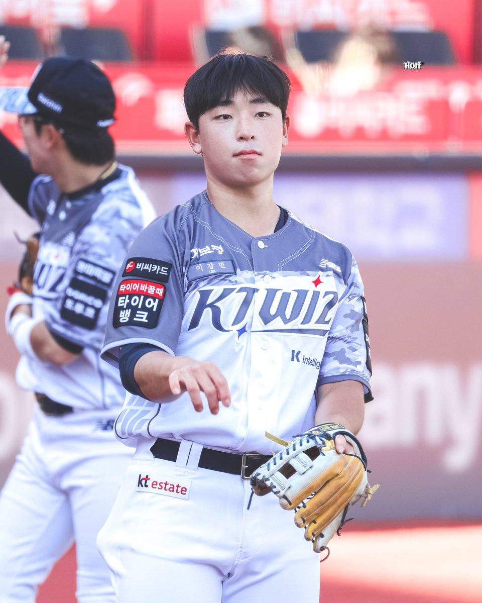 100_hoit's tweet photo. 260613 #이강민 #ktwiz https://t.co/xxDyhVxHFI