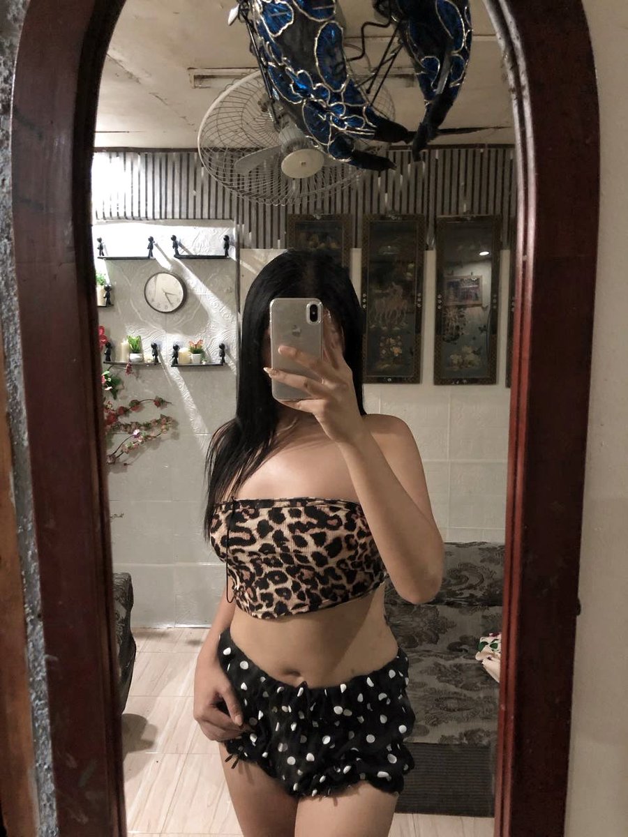 Aziyuin's tweet photo. SINO PA HINDI KO NAKAKA VC???? https://t.co/xQPq8QueS5