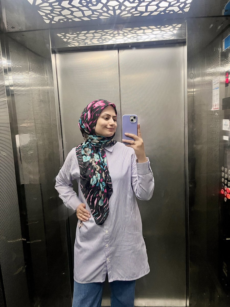 TutSevde's tweet photo. Kendi evimin asansörü🥹😍🧿🏠🫶🏻tülbent style 🤭😁😁😁 https://t.co/qADZdQTRS6