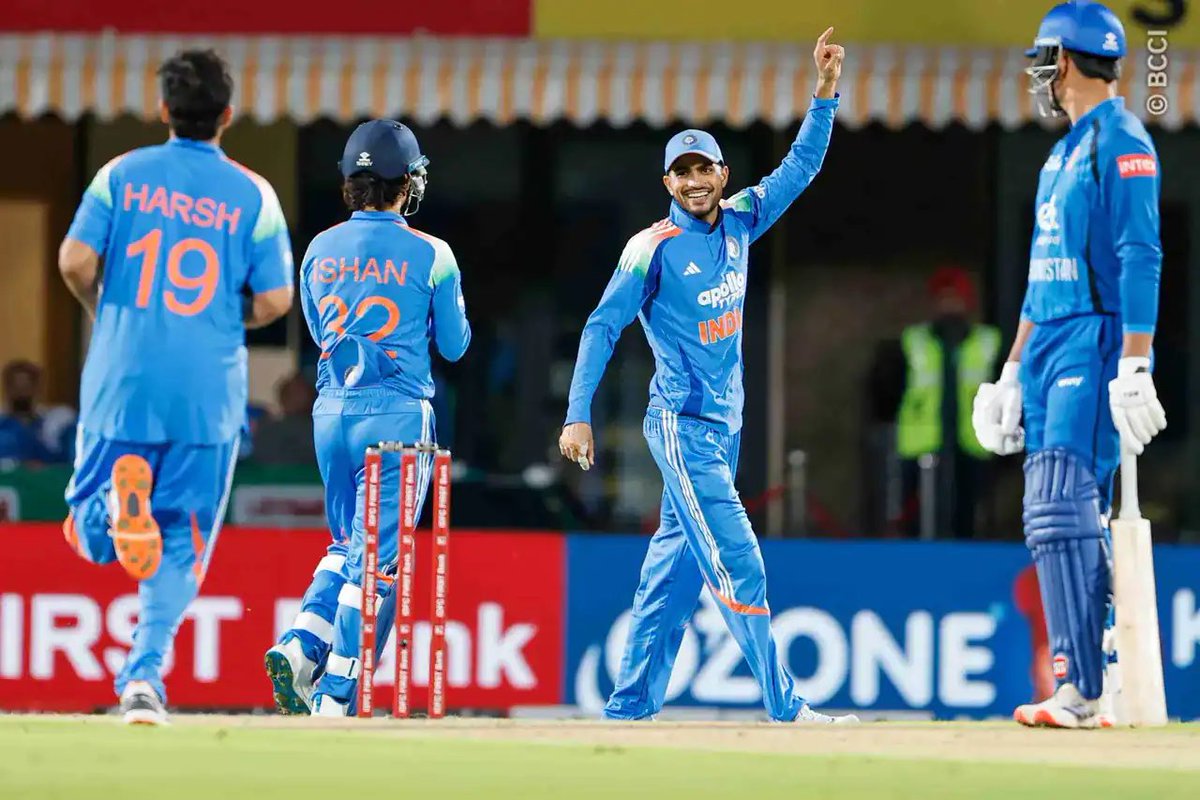 Central Cricket tweet media
