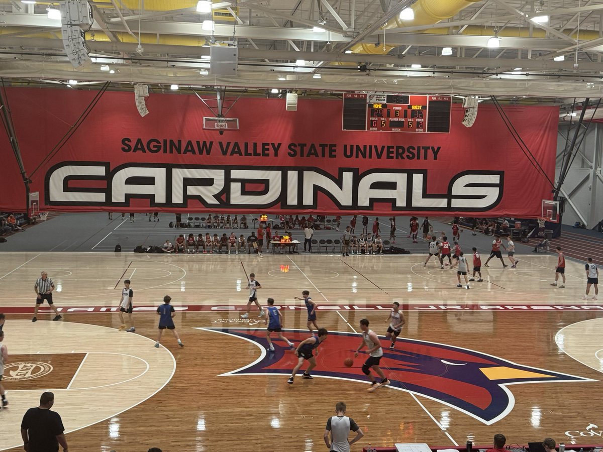 SVSU_MBB's tweet photo. We want to give a huge shoutout to White Orthodontics for sponsoring SVSUs Team Camp! https://t.co/2ihZAwZr3J