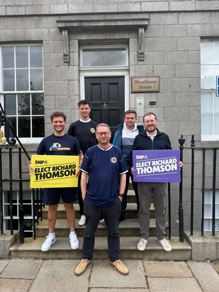 AlexKerrSNP's tweet photo. 🗳 Great to get campaigning out for our fantastic candidate @thomsonrichardg in Aberdeen.

Polling day is next Thursday so if you live in Aberdeen South make sure to cast your vote for @theSNP for a candidate that will always stand up for Scotland. https://t.co/bk3OARTWIz