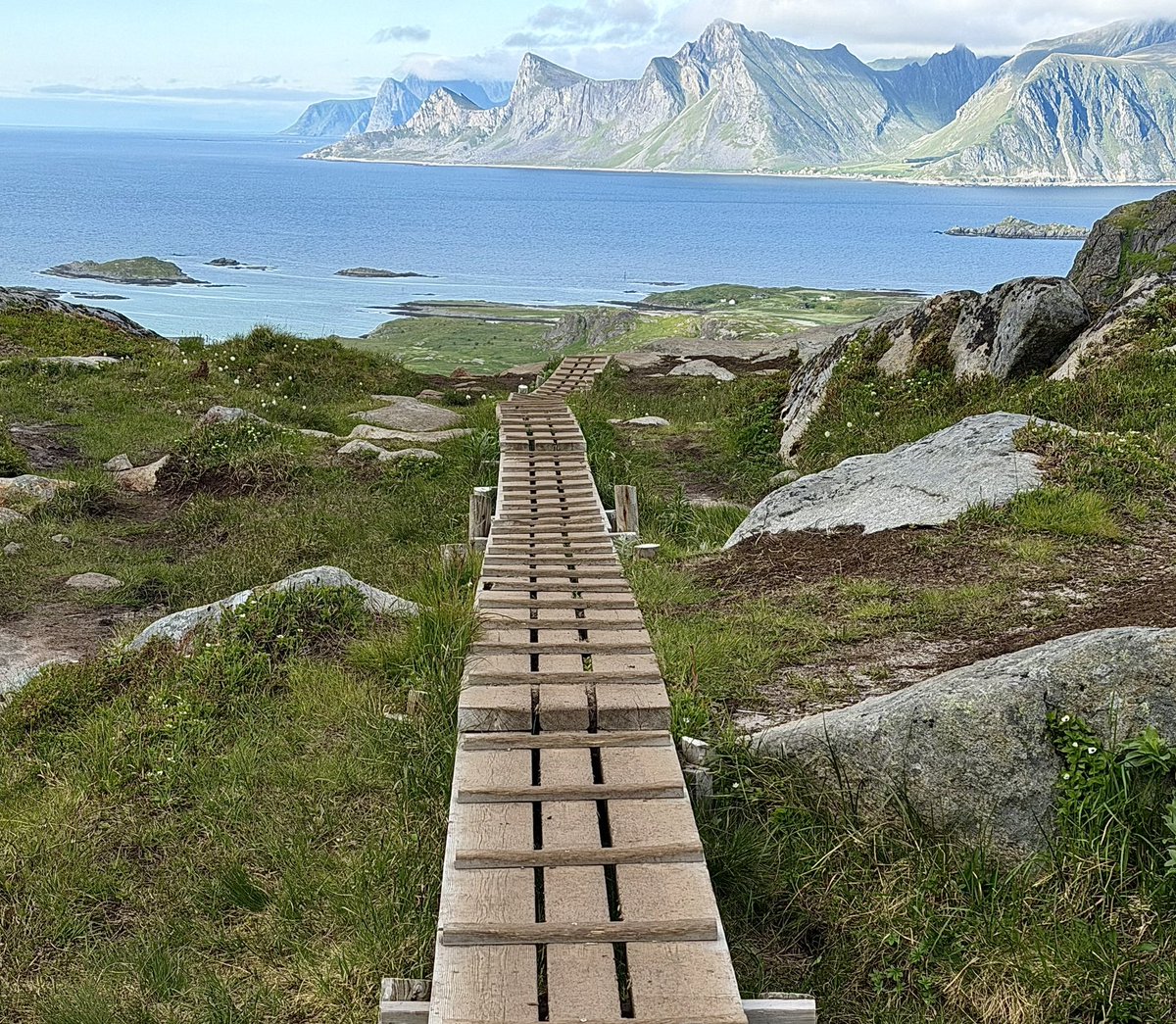 cloud__strifee's tweet photo. 🚶🏻‍♂️🇳🇴 https://t.co/0JylAis30Y